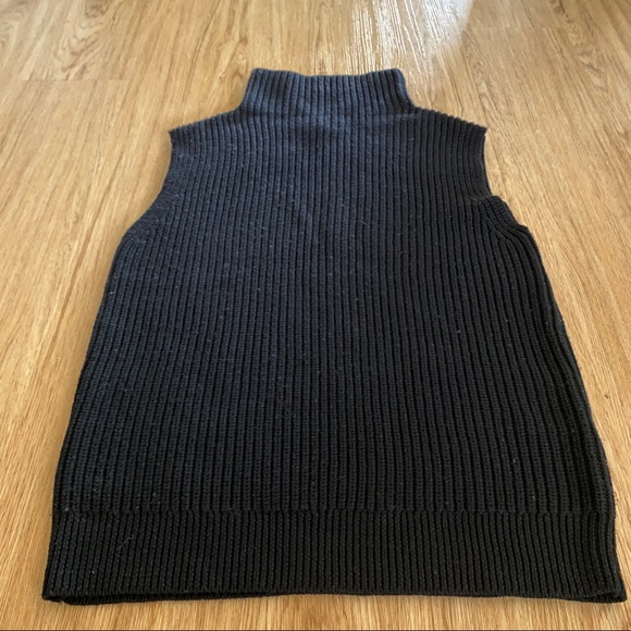 Aritzia Wilfred Sleeveless Turtleneck Sweater - Picture 5 of 6